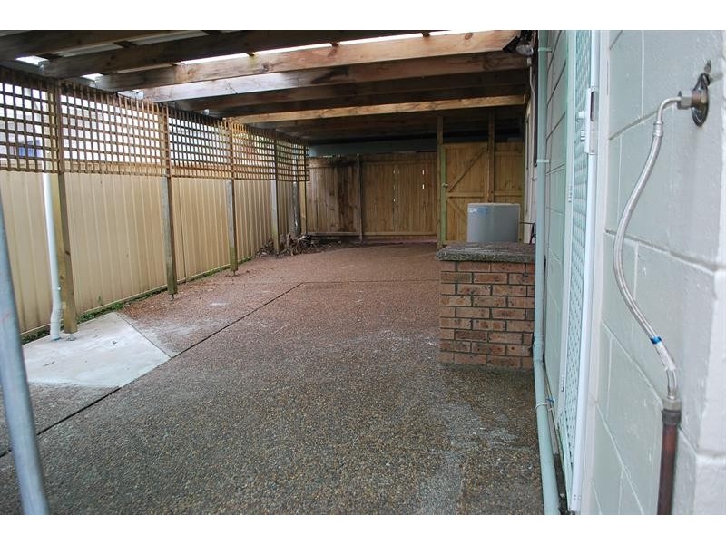 304 Main  Rd, Toukley NSW 2263