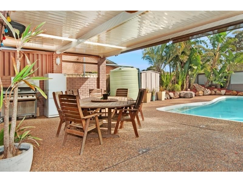1 Key St, Toukley NSW 2263