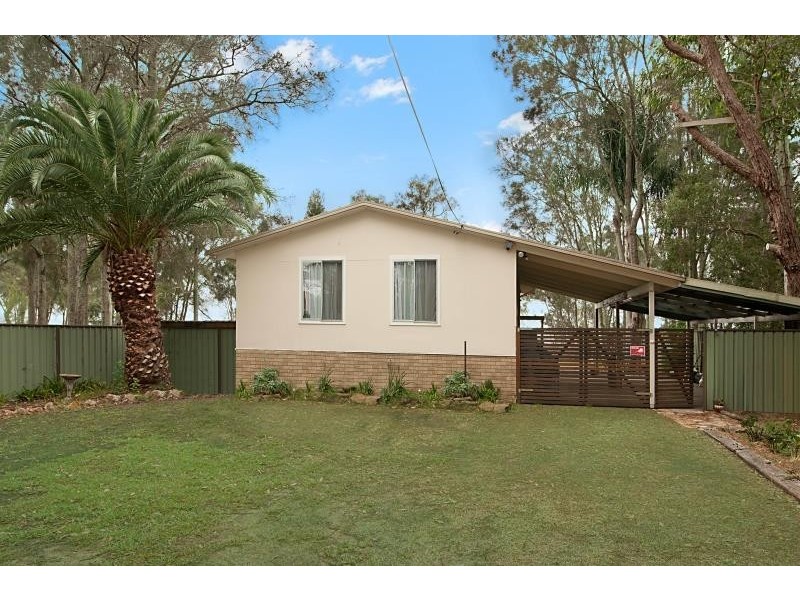 77 Panorama Ave, Charmhaven NSW 2263