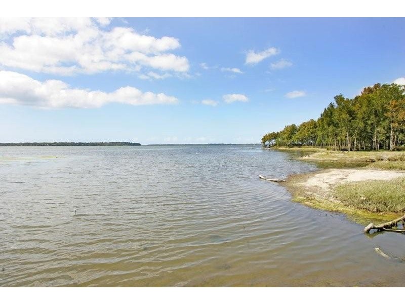 77 Panorama Ave, Charmhaven NSW 2263