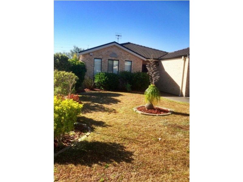 3 Ivory Cct, Woongarrah NSW 2259