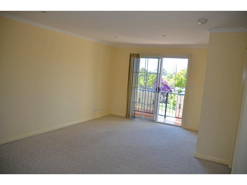 11 Anzac Avenue, Wyong NSW 2259