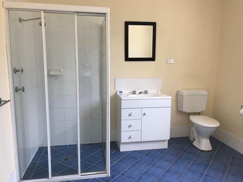 11 Anzac Avenue, Wyong NSW 2259