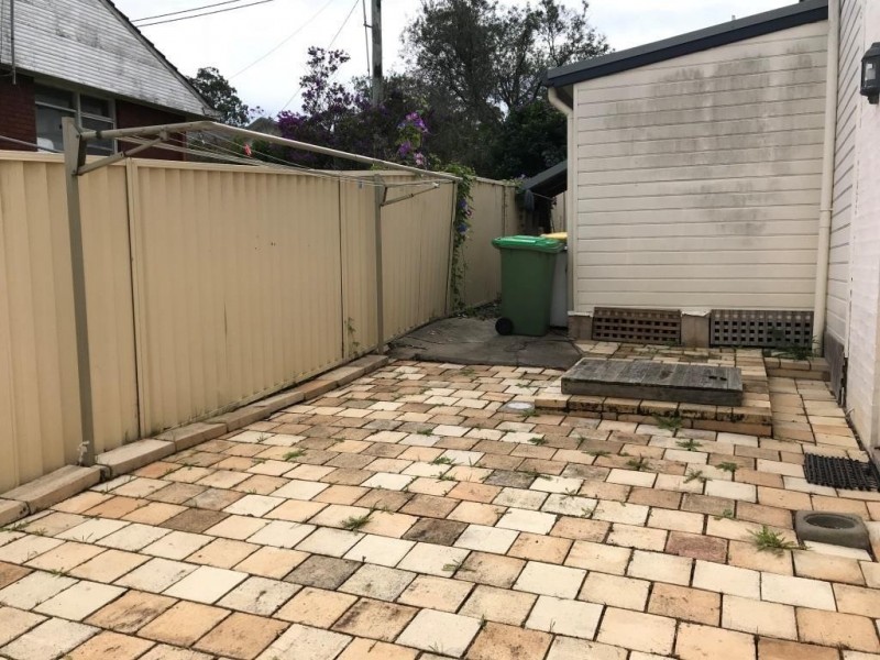 11 Anzac Avenue, Wyong NSW 2259