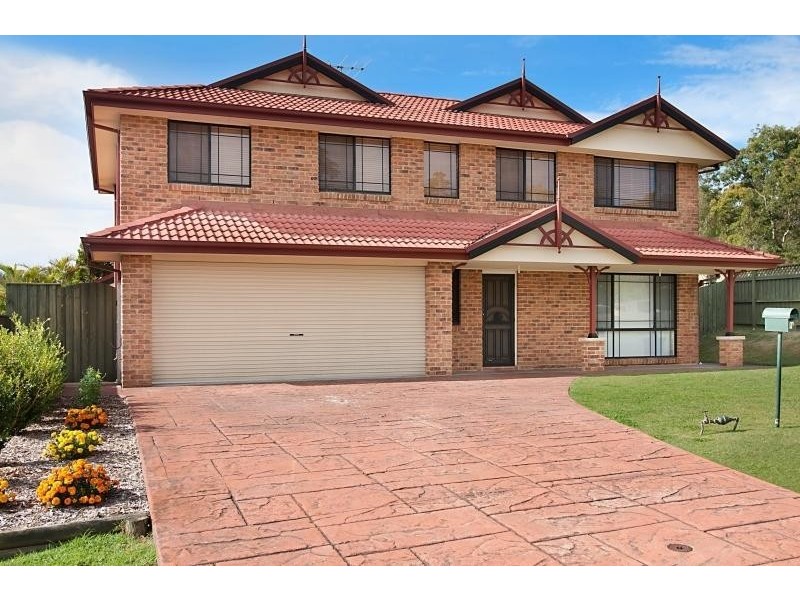 18 Glider St, Wadalba NSW 2259