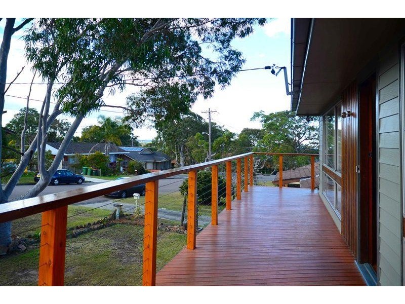8  Joy  St, Gorokan NSW 2263