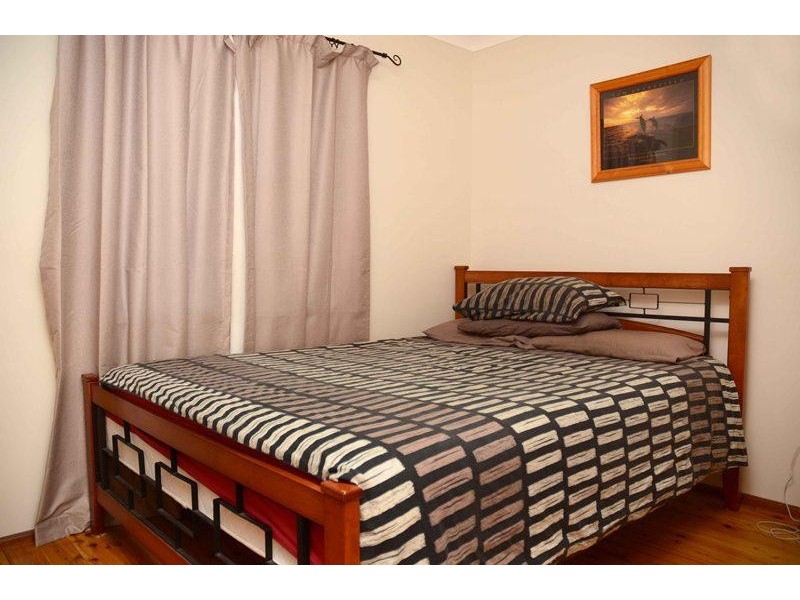 8  Joy  St, Gorokan NSW 2263