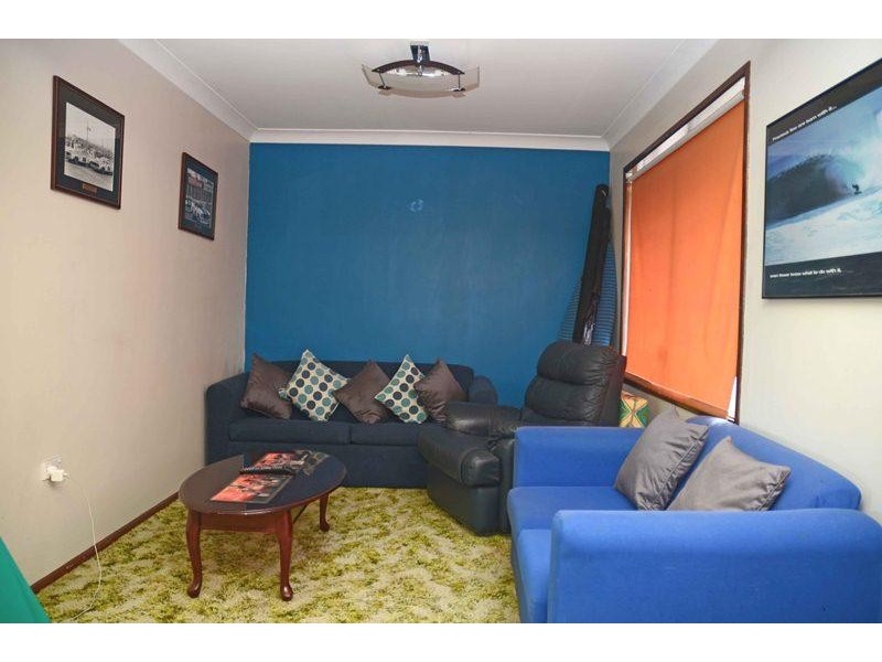 8  Joy  St, Gorokan NSW 2263