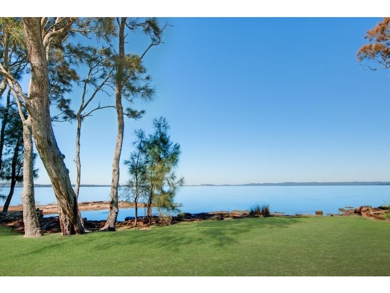 3/36  Wallarah Rd, Gorokan NSW 2263