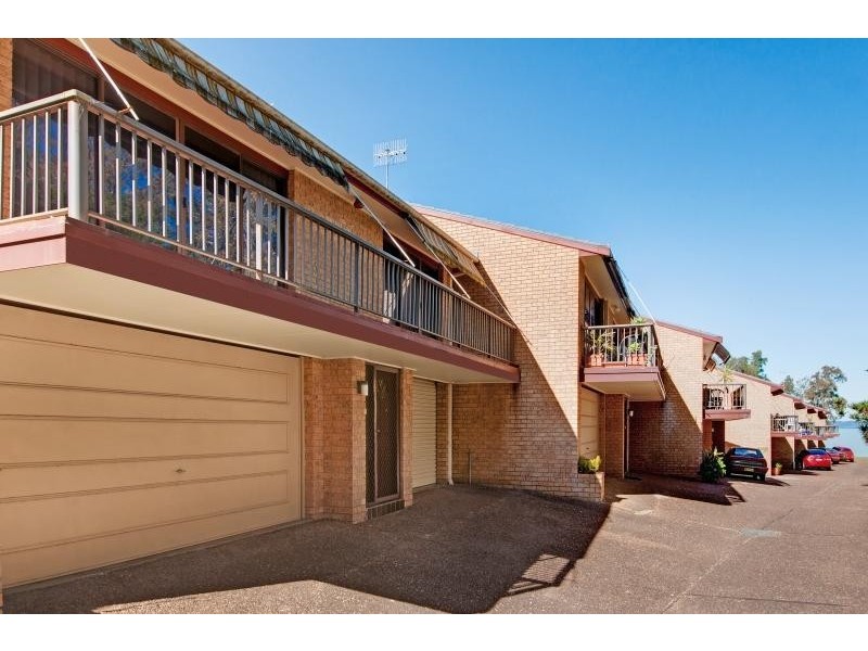 3/36  Wallarah Rd, Gorokan NSW 2263