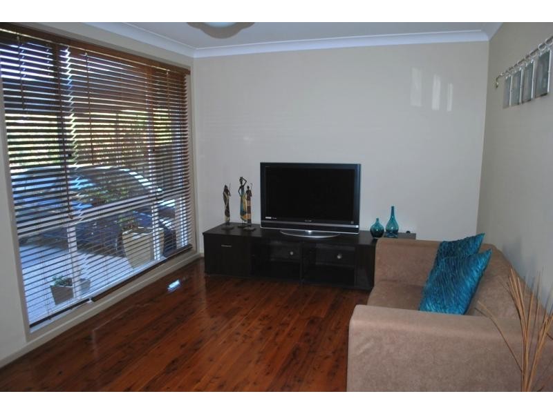 21 Jetty Avenue, Charmhaven NSW 2263