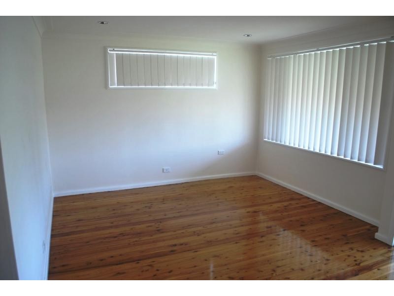 13 James Rd, Toukley NSW 2263