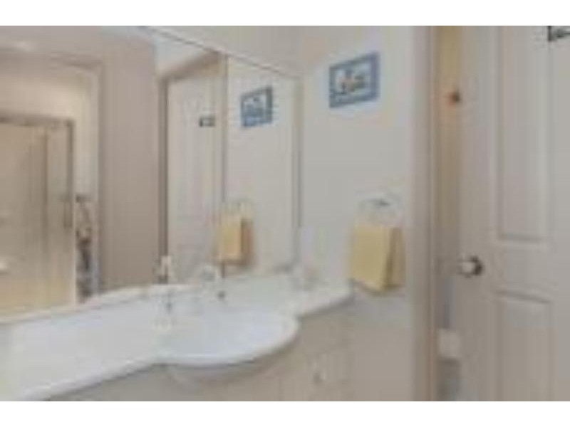 75 St Lawrence Rd, Blue Haven NSW 2262