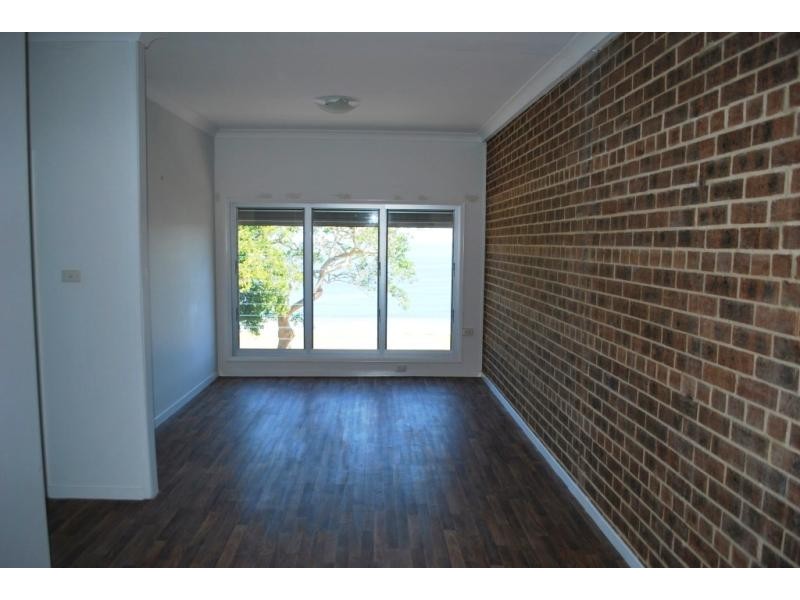 2/16 Beach Pde, Canton Beach NSW 2263