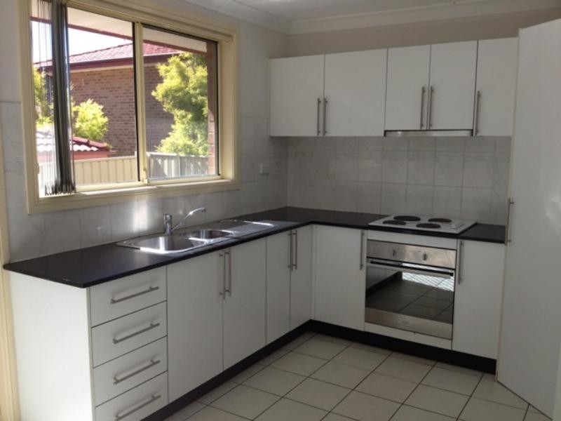 14/14A Woodward Ave, Wyong NSW 2259