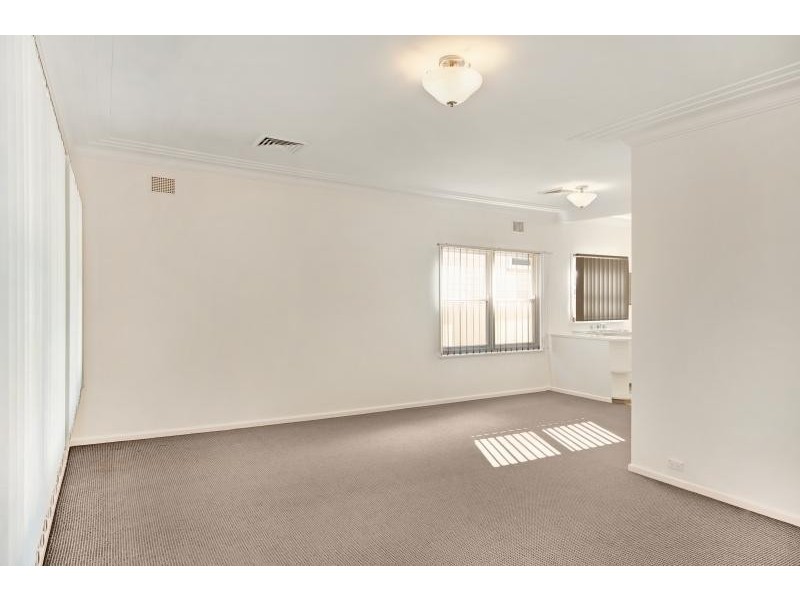 235 Pollock Ave, Wyong NSW 2259