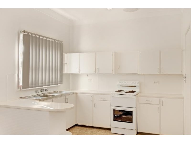 235 Pollock Ave, Wyong NSW 2259