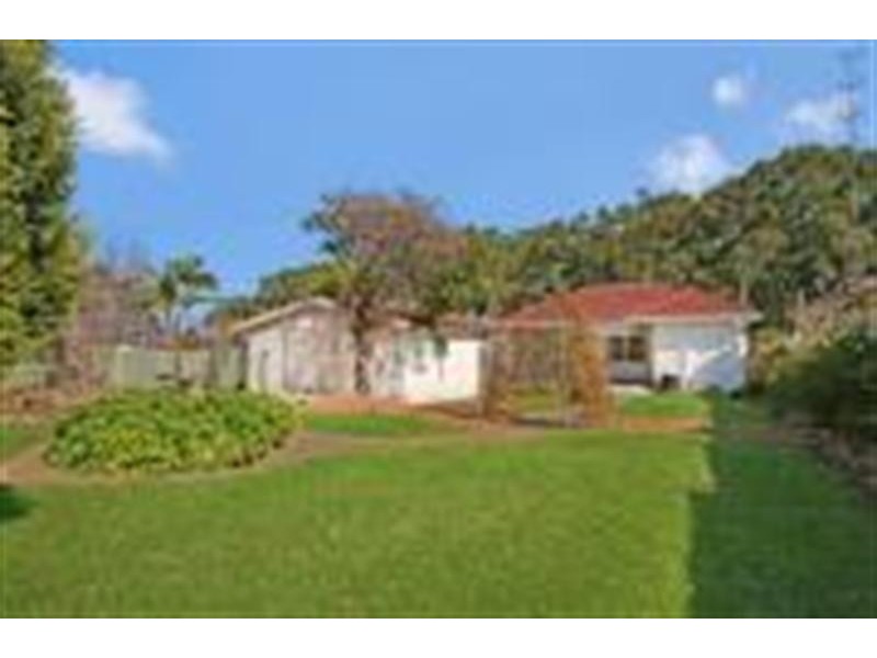 235 Pollock Ave, Wyong NSW 2259