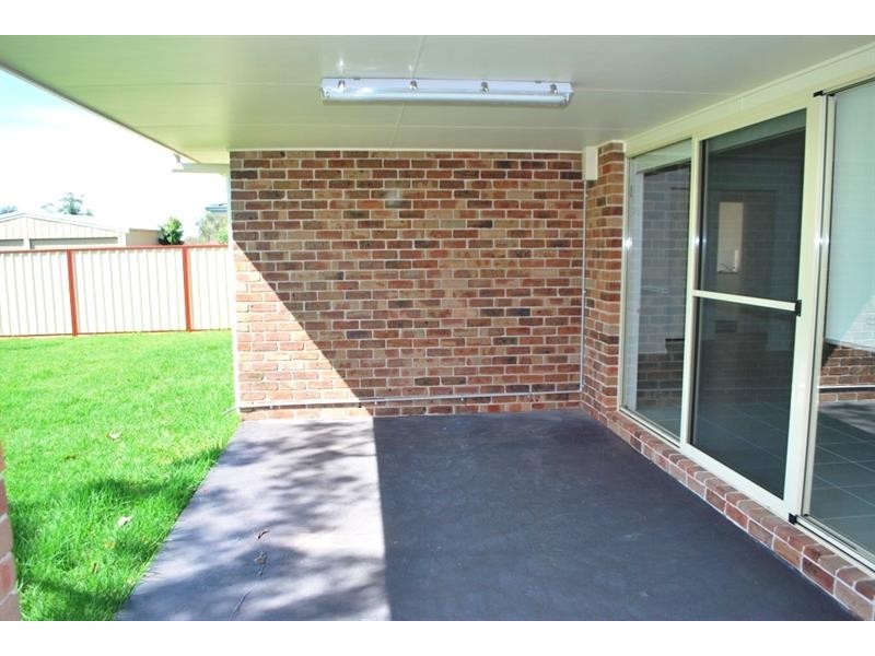 13 Dudley St, Gorokan NSW 2263