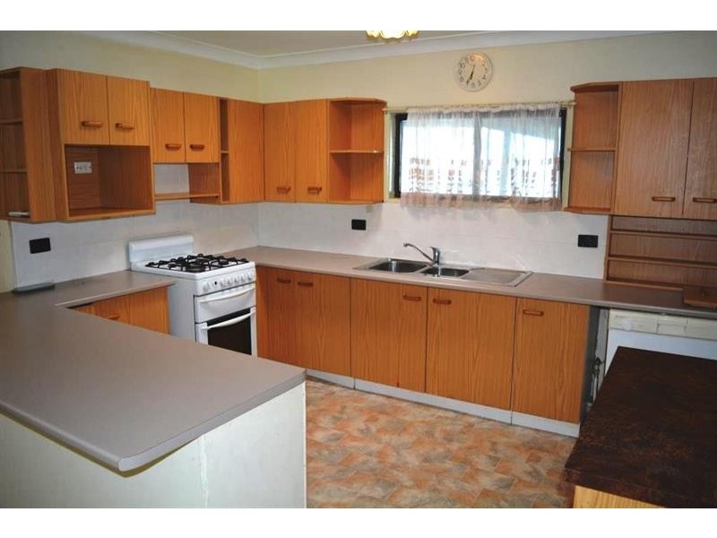 655 Pacific Highway, Kanwal NSW 2259