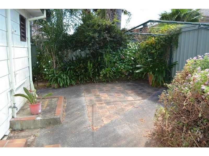 655 Pacific Highway, Kanwal NSW 2259