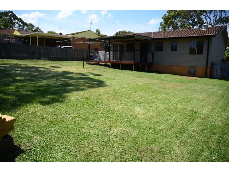 67 Gorokan Dr, Lake Haven NSW 2263