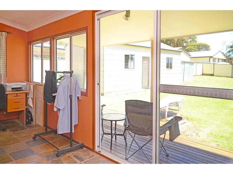 5 Murrawal Rd, Wyongah NSW 2259