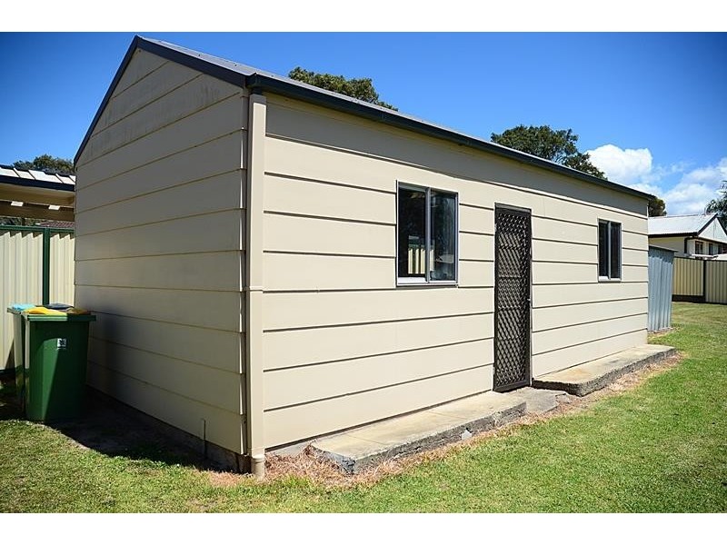 5 Murrawal Rd, Wyongah NSW 2259