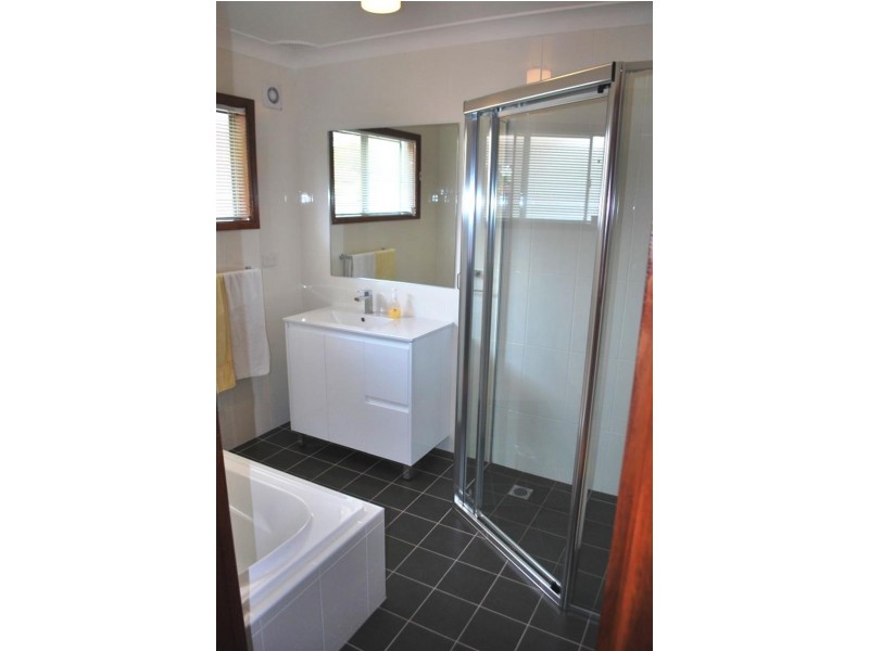 8 Reynolds Road, Noraville NSW 2263