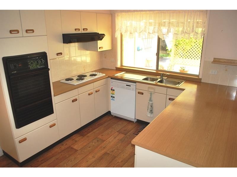 24 Narambi Rd, Buff Point NSW 2262