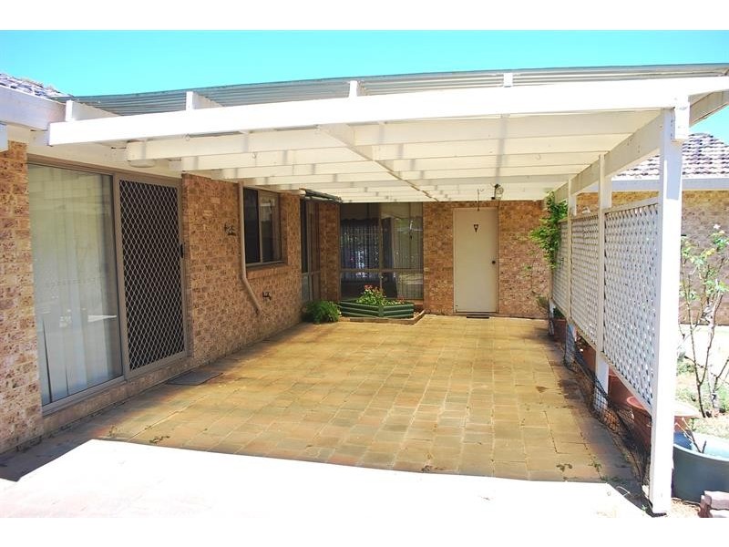 24 Narambi Rd, Buff Point NSW 2262