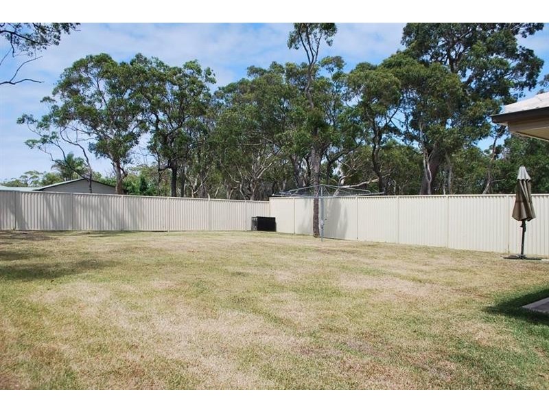 153 Yeramba Rd, Summerland Point NSW 2259