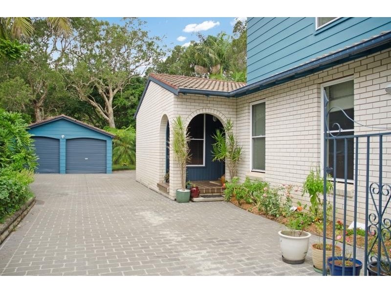 20 Paterson St, Norah Head NSW 2263