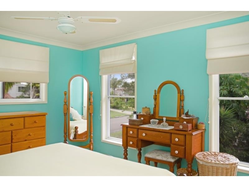 20 Paterson St, Norah Head NSW 2263