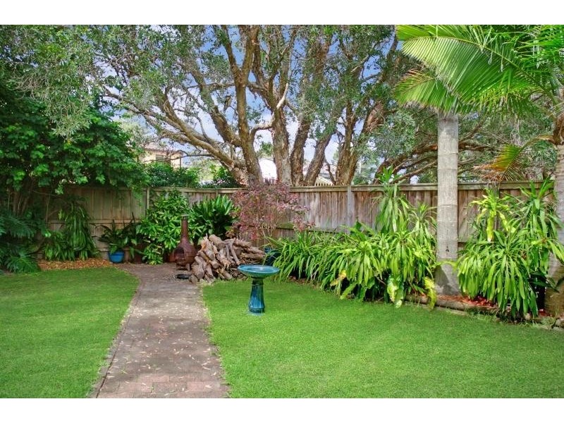 20 Paterson St, Norah Head NSW 2263