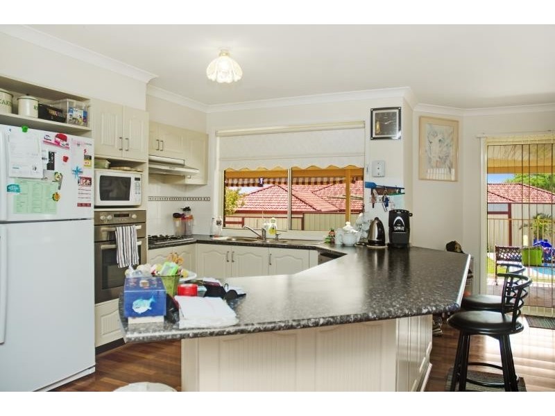 44 Dundonald Rd, Hamlyn Terrace NSW 2259