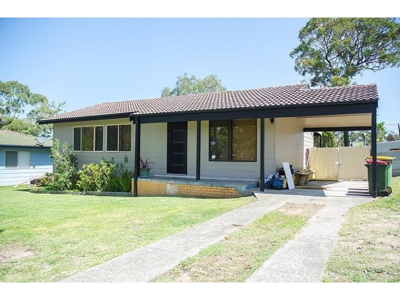 67 Gorokan Dr, Lake Haven NSW 2263