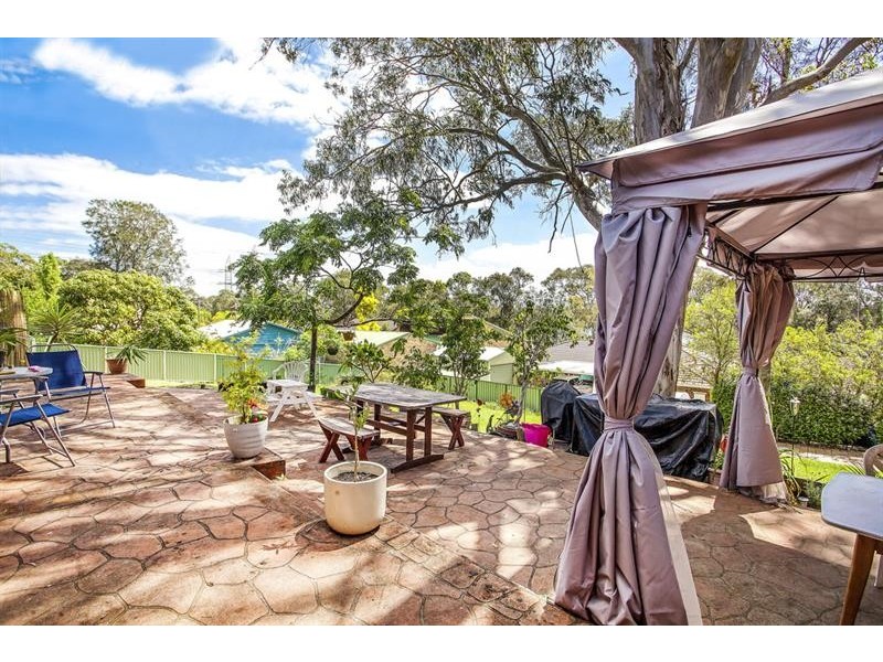 7 Eliot St, Mannering Park NSW 2259