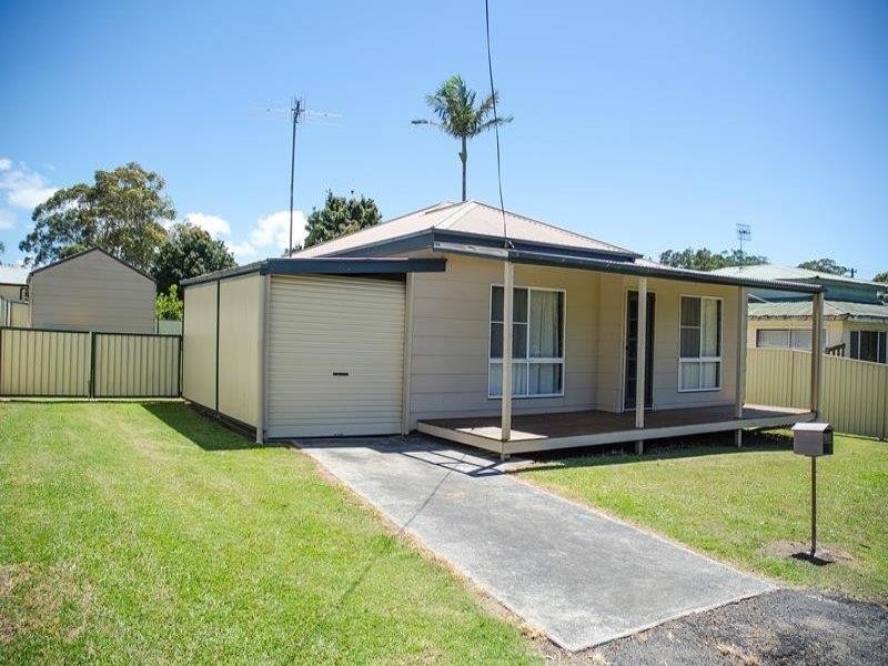 5 Murrawal Rd, Wyongah NSW 2259