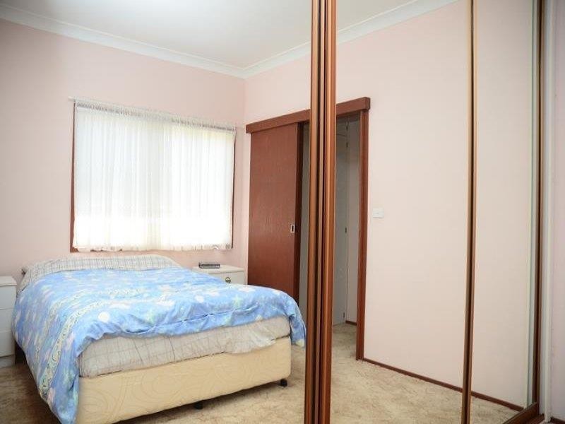 5 Murrawal Rd, Wyongah NSW 2259