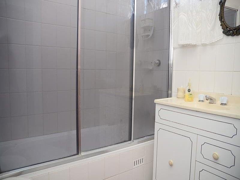 5 Murrawal Rd, Wyongah NSW 2259