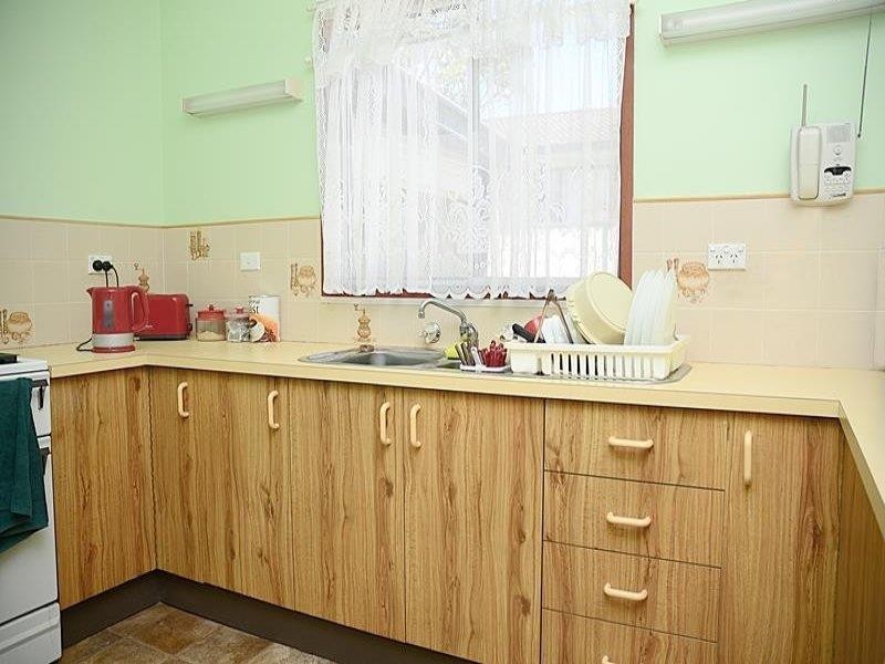 5 Murrawal Rd, Wyongah NSW 2259