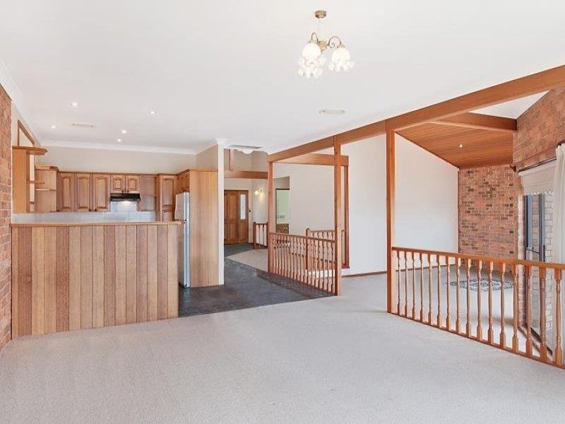 130 Tuggerawong Rd, Wyongah NSW 2259