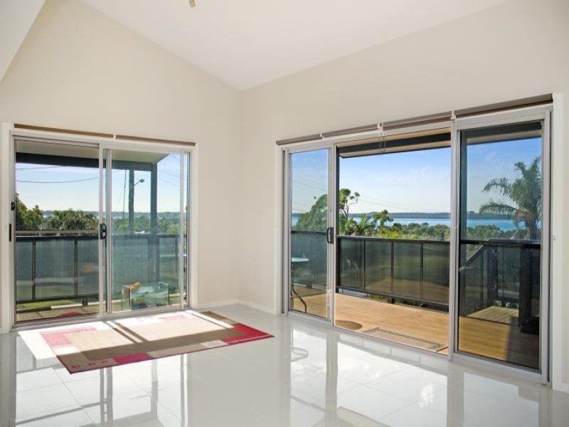 68 Arlington St, Gorokan NSW 2263