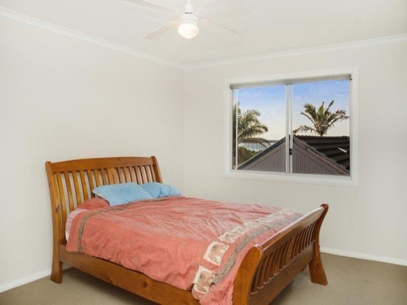 68 Arlington St, Gorokan NSW 2263