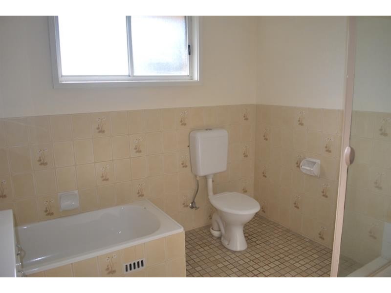 1/21 Kendall  Cl, Norah Head NSW 2263