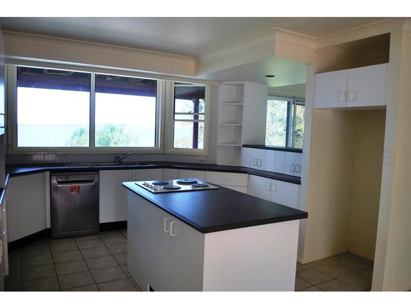 100 Tuggerawong Rd, Wyongah NSW 2259