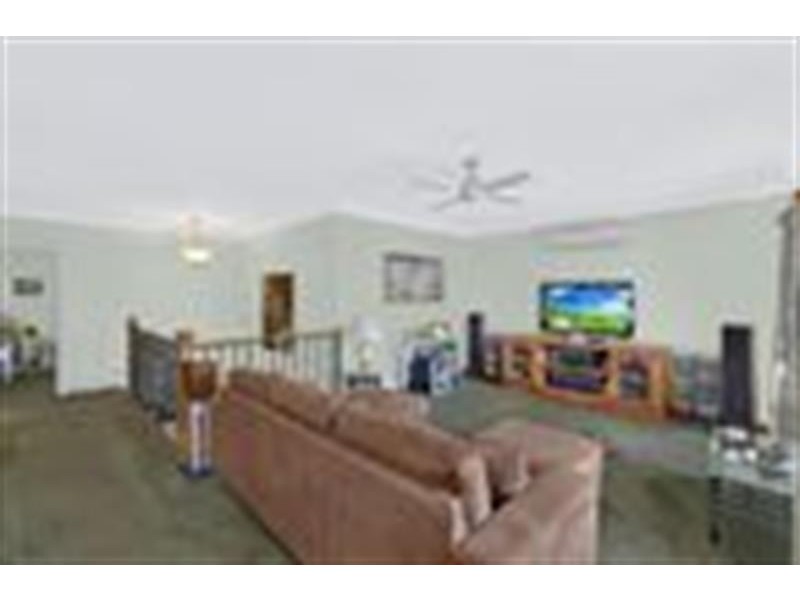 68 Ocean View Pde, Gorokan NSW 2263