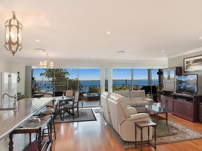 44 Main Rd, Toukley NSW 2263