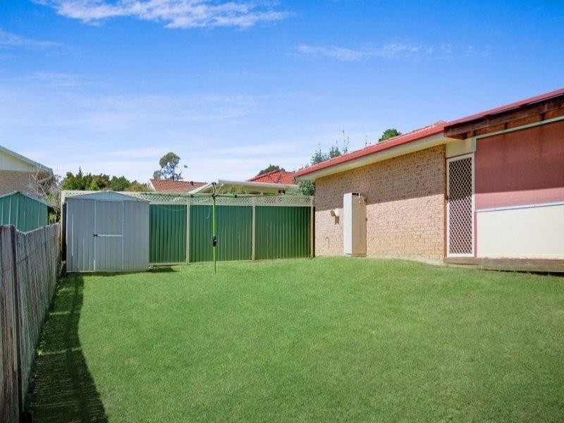 8 Bishop St, Lake Haven NSW 2263